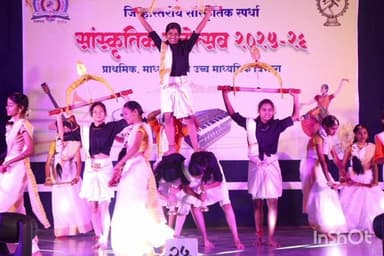 नाशिक: विद्यार्थ्यांच्या कलागुणांनी भरभरून मूवी पचास सांस्कृतिक कार्यक्रमाची सांगता