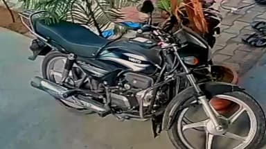 लालसोट: डिडवाना में शादी समारोह में गए एक व्यक्ति की बाइक हुई चोरी, सूचना पर लालसोट थाना पुलिस ने की नाकाबंदी