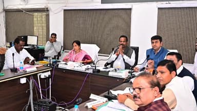 कोटा: सोमवार को जिला पंचायत की बैठक में विकास कार्यों की गहन समीक्षा की गई