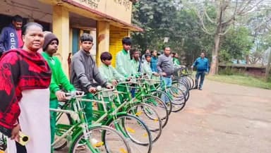 नोआमुंडी: खबर का असर: विधायक ने दूर किया ओवरब्रिज का अंधेरा, पब्लिक एप न्यूज़ की मुहिम से शहर झिलमिलाया