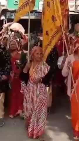 बानसूर: बानसूर में सात दिवसीय भागवत कथा का शुभारंभ, गाजे-बाजे के साथ निकली कलश यात्रा