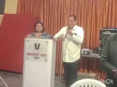 नाशिक: हिंदी फिल्मी गजलांनी नाशिककर मंत्रमुग्ध
बारासोसिएशन व अविष्कार यांचा संगीत मैफिल कार्यक्रम.