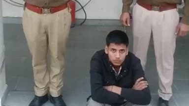 नोहर: नोहर खुईया पुलिस थाना में एक व्यक्ति को पिस्टल और ज़िंदा कारतूस के साथ किया गया गिरफ्तार