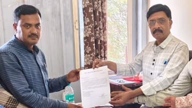 सनावद: सनावद मेले में मांस-मटन की दुकानें न लगाने के लिए विश्व हिंदू परिषद बजरंग दल ने दिया ज्ञापन