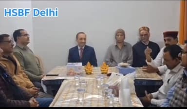 हिमाचल मित्र मंडल पं० दिल्ली ने सेवानिवृत्त हुए साथियों को स्मृति चिन्ह गणेश प्रतिमा देकर किया सम्मानित।