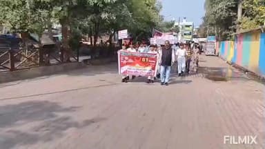 मुरैना नगर: विश्व एड्स दिवस पर सीएमएचओ ने मुख्य चिकित्सा एवं स्वास्थ्य अधिकारी कार्यालय से रैली को हरी झंडी दिखाई