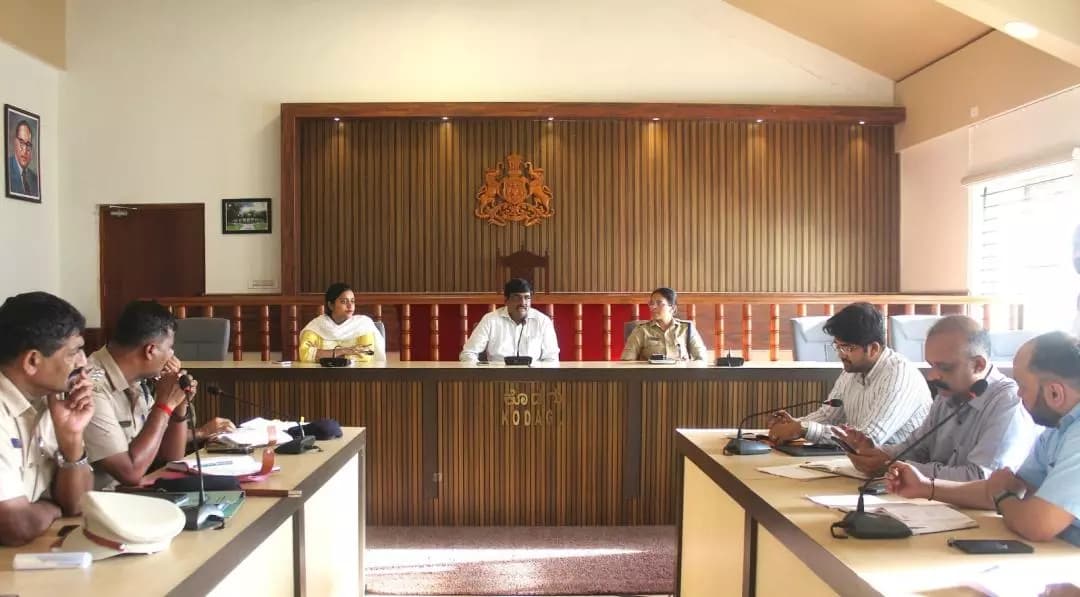 ಮಡಿಕೇರಿ: ಗೌರಿ-ಗಣೇಶ ಹಬ್ಬ: ಸಾರ್ವಜನಿಕರಿಗೆ ಜಿಲ್ಲಾಡಳಿತದಿಂದ ಕಡ್ಡಾಯ ನಿಯಮಗಳು ಜಾರಿ!