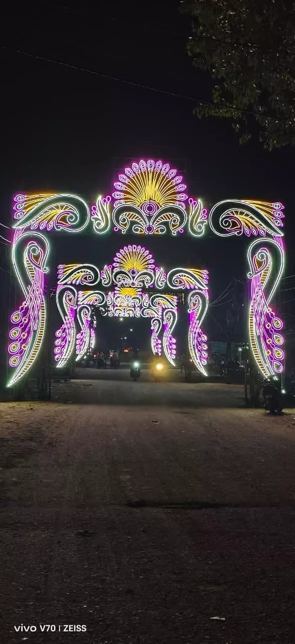 अमड़ापाड़ा: अमड़ापाड़ा के वैष्णवी दुर्गा मंदिर में भव्य शारदीय नवरात्र पूजा का शुभारंभ