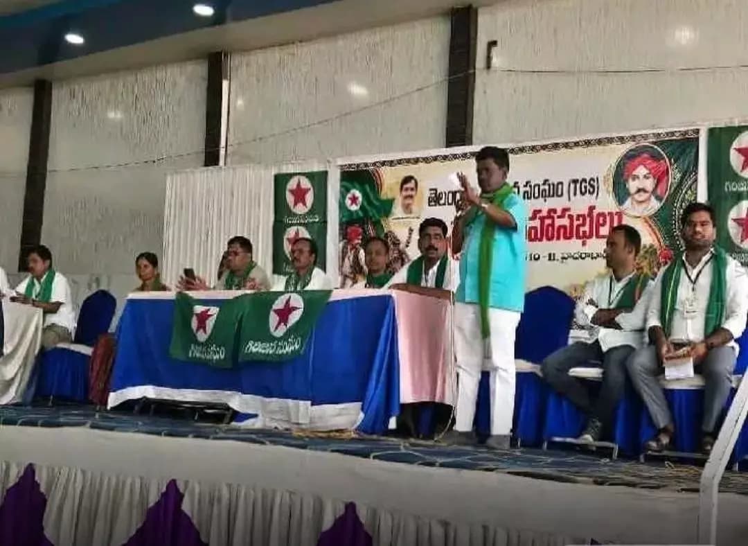 వనపర్తి: గిరిజన సమస్యల పరిష్కారం కోసం ఉద్యమించాలి: బాల్య నాయక్