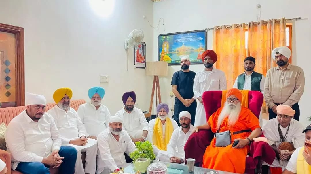 ਨਕੋਦਰ: ਵਿਧਾਇਕ ਲਾਡੀ ਸ਼ੇਰੋਵਾਲੀਆ ਨੇ ਬਾਲ ਯੋਗੀ ਬਾਬਾ ਪ੍ਰਗਟ ਨਾਥ ਜੀ ਨਾਲ ਕੀਤੀ ਮੁਲਾਕਾਤ
