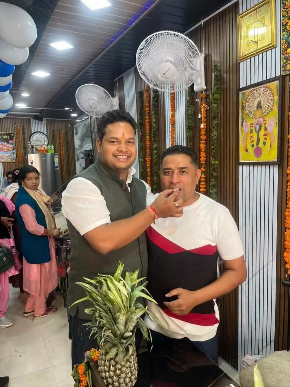 बागेश्वर: भास्कर दास ने पूर्णिमा रेस्टोरेंट के उद्घाटन पर दी शुभकामनाएँ