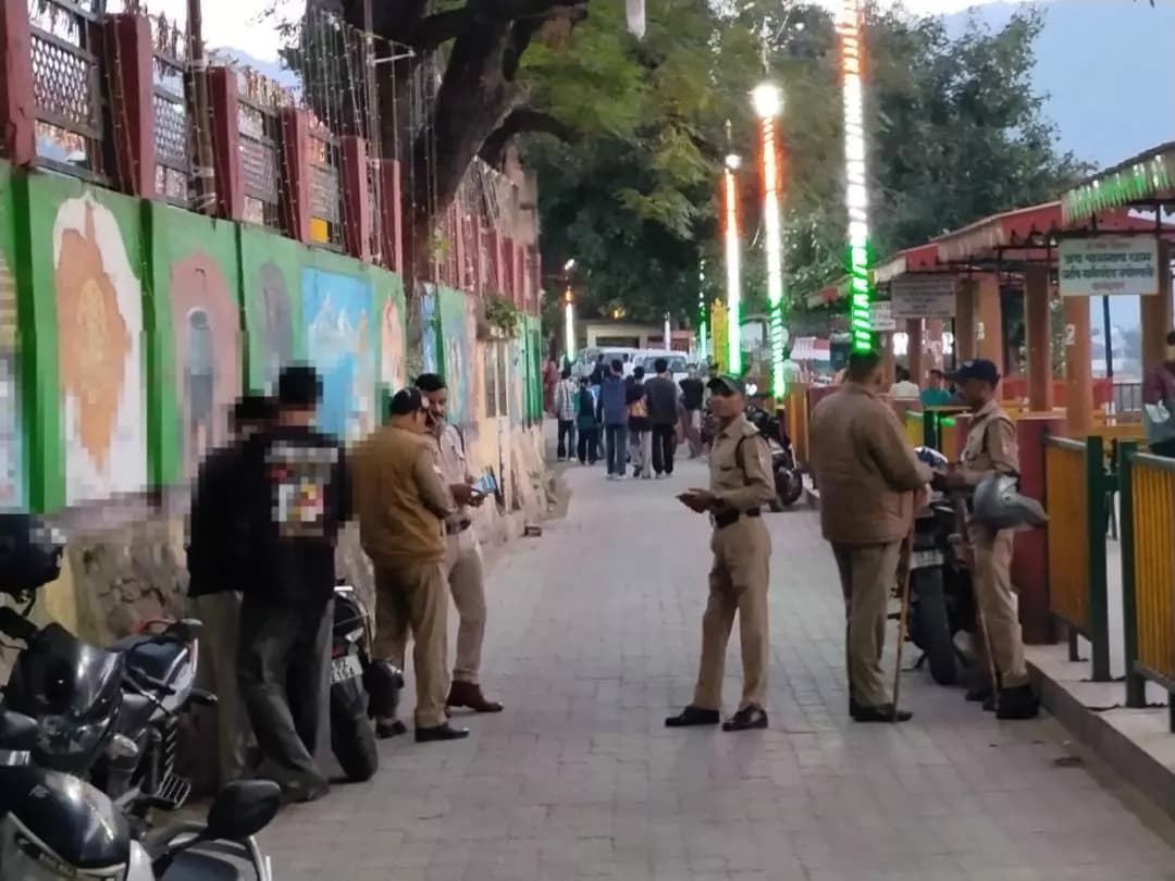 बागेश्वर: बागेश्वर पुलिस ने ऑपरेशन प्रहार के तहत नियम उल्लंघन पर जारी रखी सख्त कार्रवाई