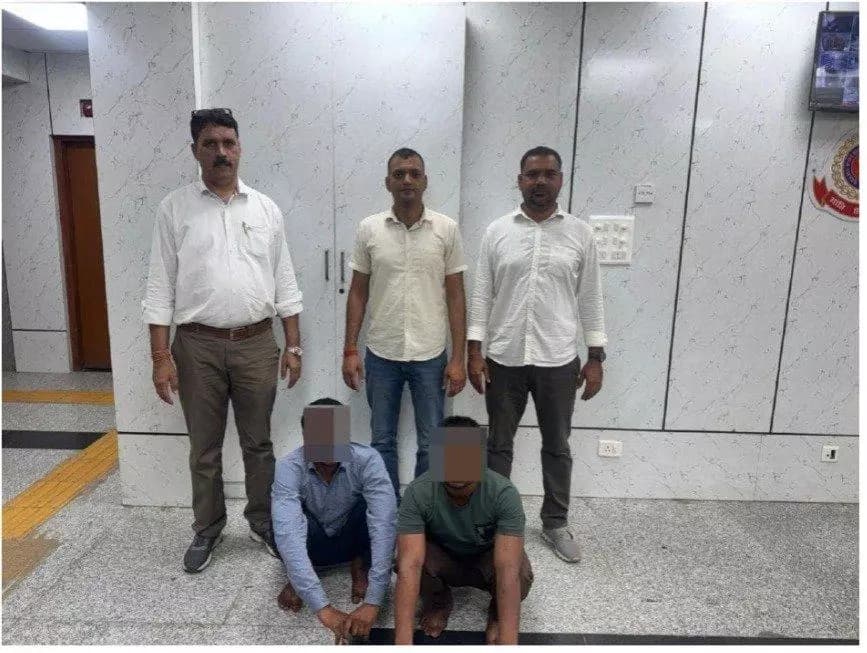 रोहिणी: महिंद्रा पार्क: चोरी के दो मामलों में दो सिपहसालार गिरफ्तार, बहुमूल्य सामान बरामद