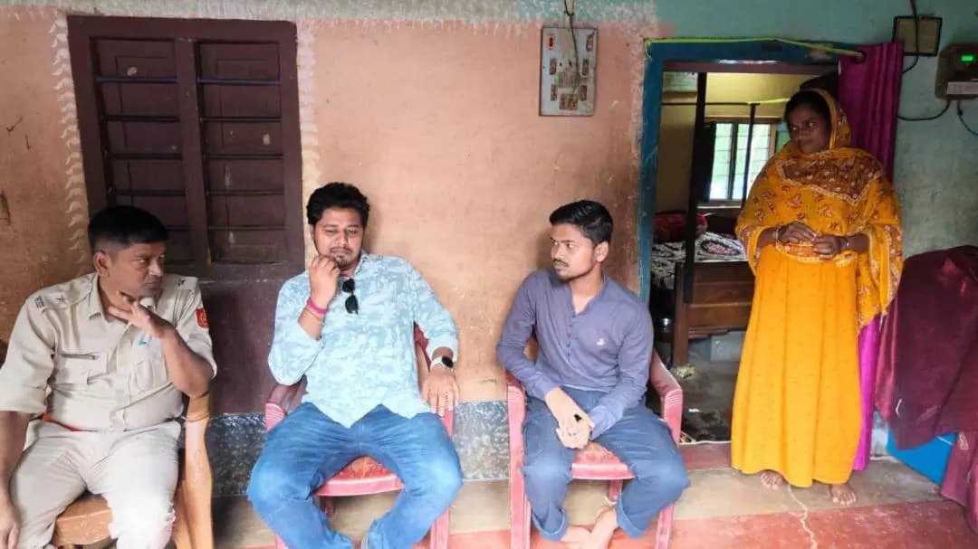 তালড্যাংরা: তালডাংরার রনি হাজরার NEET পরীক্ষায় সফলতা, বিধায়কের শুভেচ্ছা