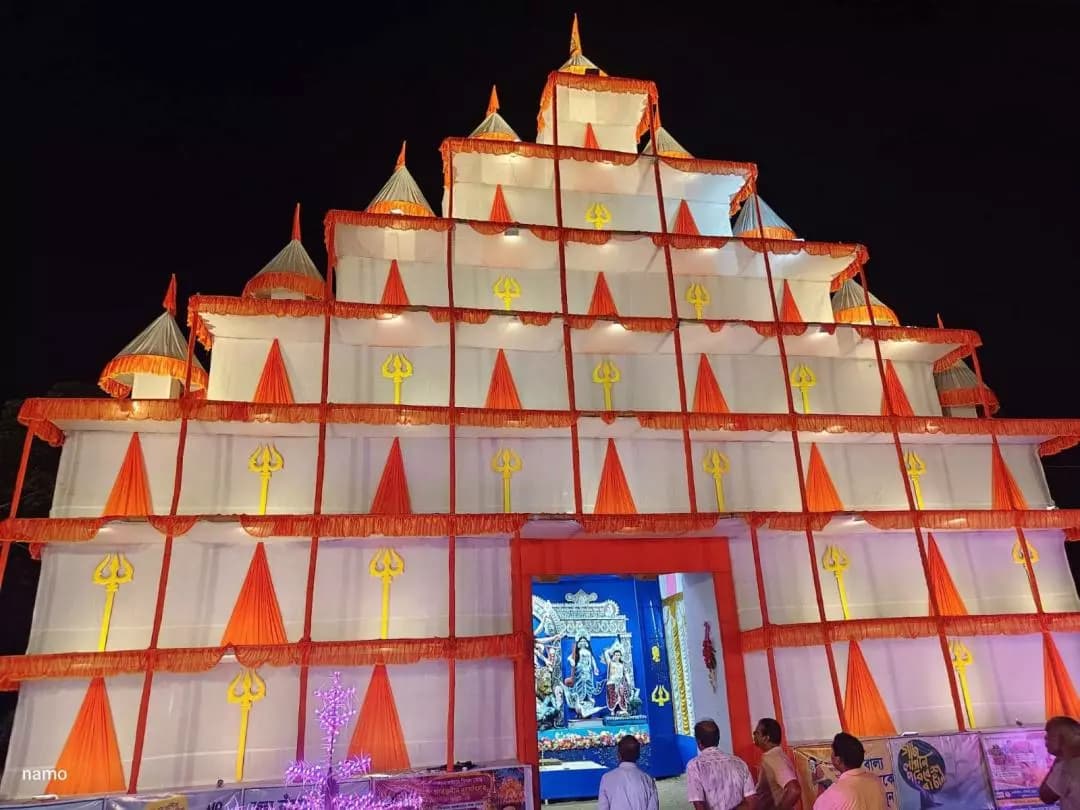 গোঘাট ১: নতুন বাজার মিশন মোড়ে দুর্গাপূজা উদ্বোধন করলেন বিধায়ক বিমান ঘোষ