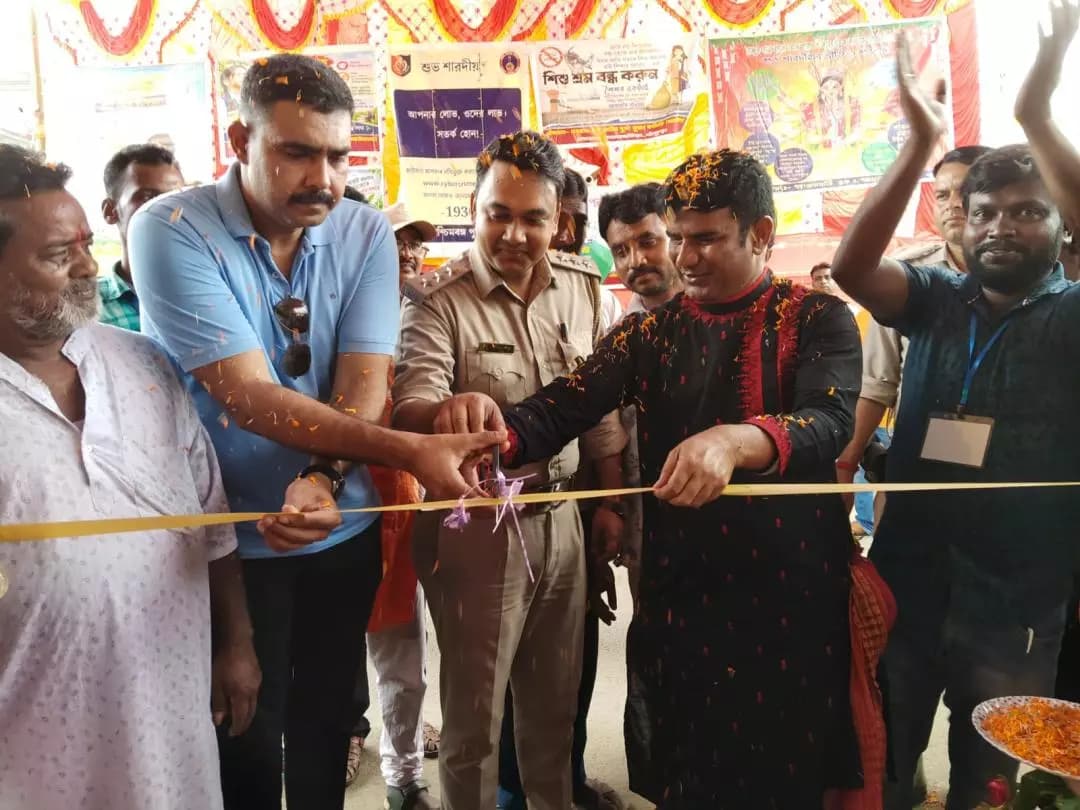 গঙ্গাজলঘাটি: বড়জোড়ার বিধায়ক বিল্লেশ্বর সিনহার হাত ধরে নবগ্রাম সার্বজনীন দুর্গাপূজার শুভ উদ্বোধন