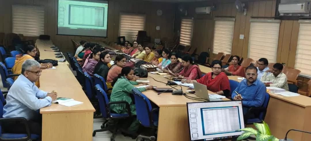 शिवहर: शिवहर डीएम ने ICDS कार्यों की की गहन समीक्षा, कुपोषण मुक्त आंगनबाड़ी केंद्रों पर दिया जोर