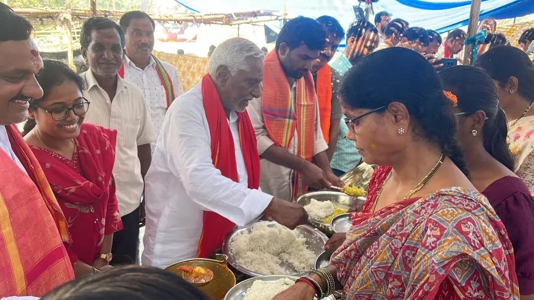 జగిత్యాల: సరస్వతీ దేవి అలంకరణలో దర్శనమిచ్చిన జయ దుర్గా అమ్మవారు