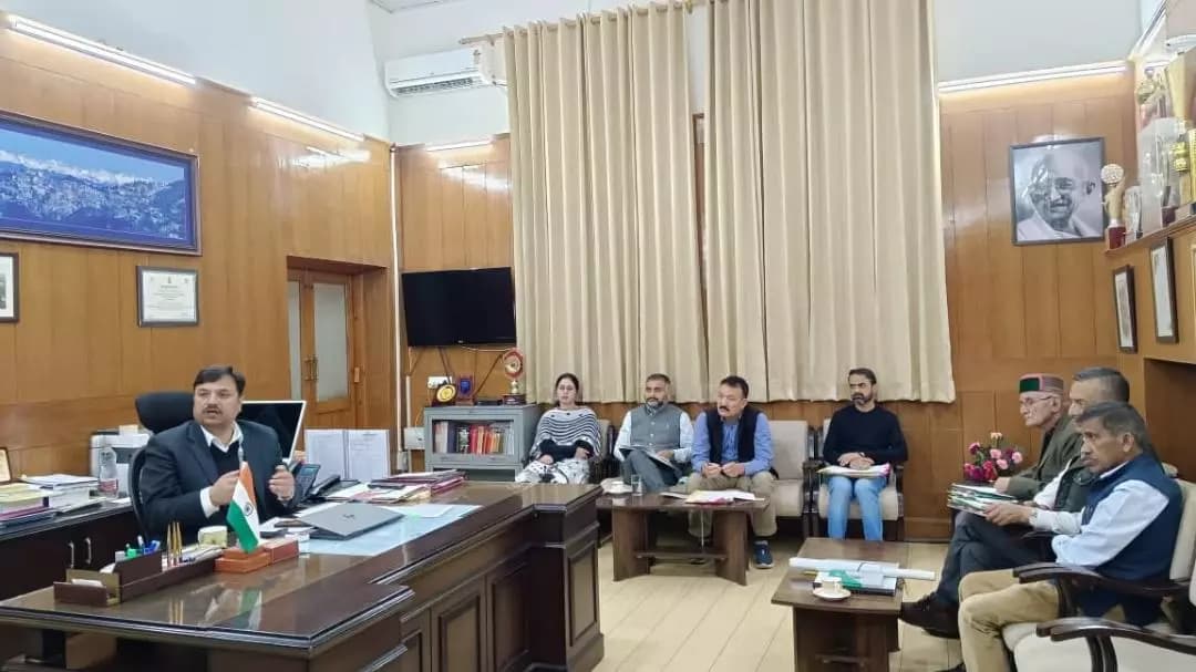 शिमला शहरी: शिमला फोरलेन टनल निर्माण पर दरारों के कारण काम हुआ बंद, 22 अक्टूबर को होगा नया निरीक्षण
