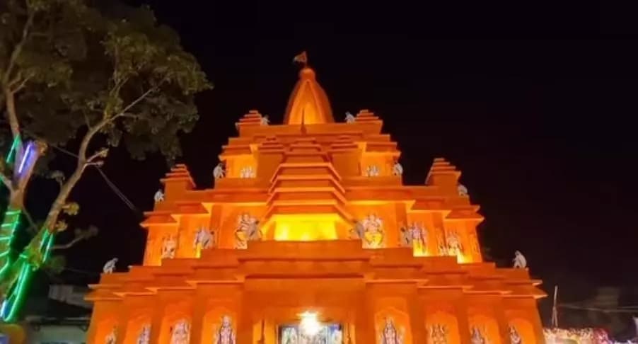 নয়াগ্রাম: নয়াগ্রাম দুর্গোৎসবে ৮১ তম বর্ষে 'রাম মন্দির' থিমের পুজো