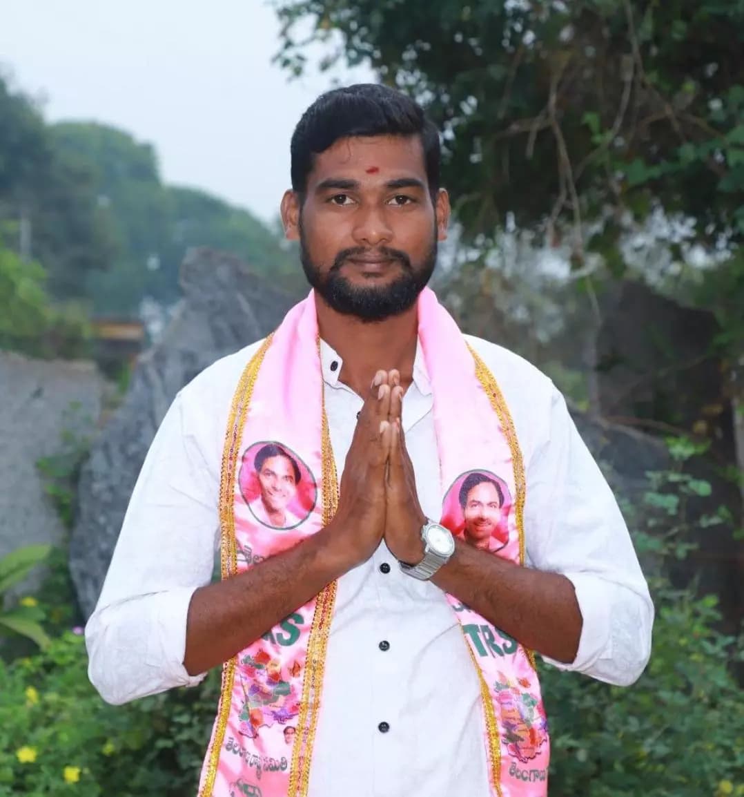 తిరుమలగిరి: తుంగతుర్తిలో దారుణ హత్య: బీఆర్ఎస్ వార్డు సభ్యుడు సందీప్ మృతి