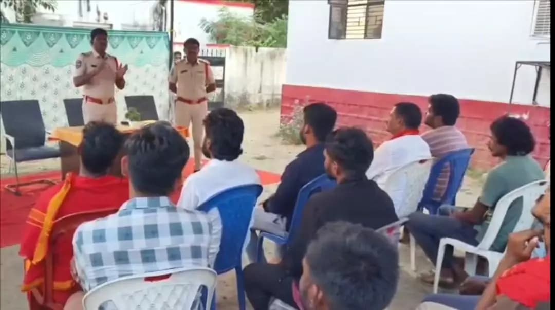 చెన్నూరు: చెన్నూర్ లో దుర్గామాత నిమజ్జనంపై సిఐ కీలక ఆంక్షలు: డీజేల వాడకంపై హెచ్చరిక