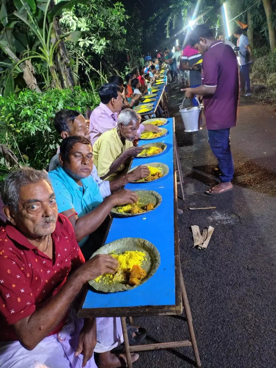উদয়নারায়ণপুর: উদয়ননারায়ণপুরে গজা অগ্নি ক্লাবের দুর্গোৎসব ও অন্নকূট উৎসবের ১০তম বর্ষ