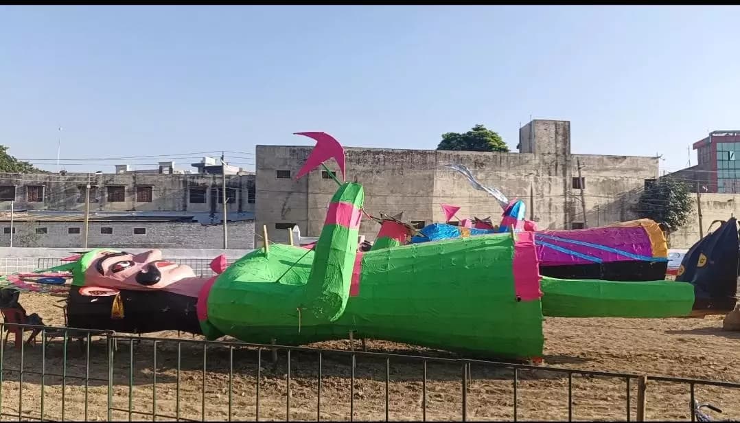 ਨਕੋਦਰ: ਨਕੋਦਰ 'ਚ 20 ਤਾਰੀਖ ਨੂੰ ਮਨਾਇਆ ਜਾਵੇਗਾ ਦੁਸ਼ਹਿਰਾ, ਆਗਰਾ ਦੇ ਕਾਰੀਗਰਾਂ ਨੇ ਤਿਆਰ ਕੀਤੇ ਪੁਤਲੇ