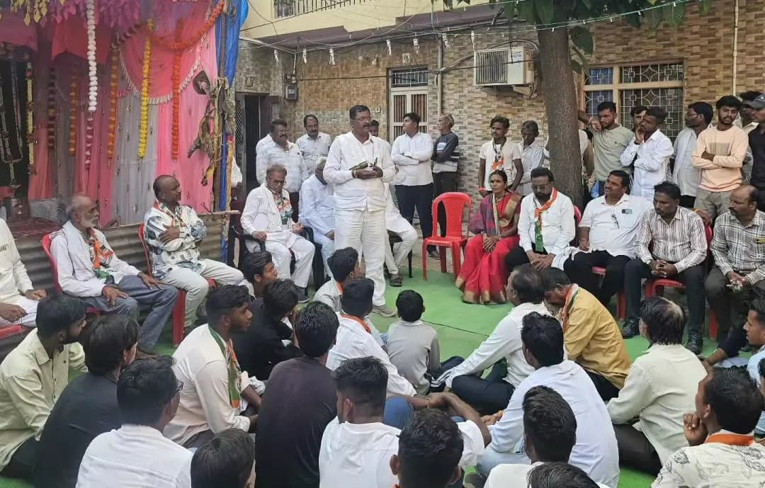 यावल: किनगावमध्ये ‘मत वाचवा, देश वाचवा’ पदयात्रा आणि जनजागृती कार्यक्रम