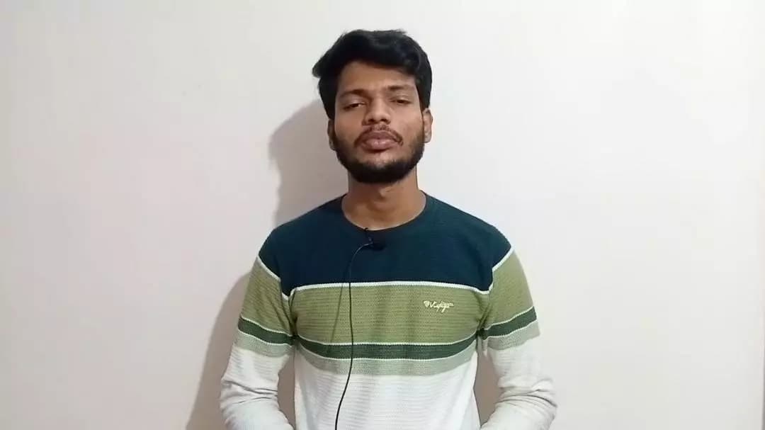 ଛତ୍ରପୁର: ମାତ୍ର 2 ଇଞ୍ଚର ମାଆ ଦୁର୍ଗା ମୂର୍ତ୍ତି: ମସଲାରେ ତିଆରି ହୋଇଛି ଦେବୀଙ୍କ ପ୍ରତିମା