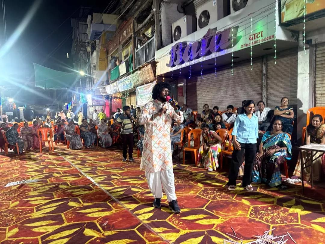 भुसावळ: भुसावळमध्ये ‘होम मिनिस्टर - खेळ पैठणीचा’ कार्यक्रम रंगला उत्साहात