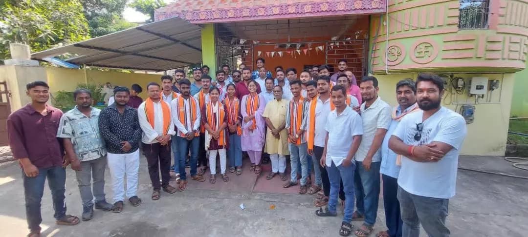 ପରଜଙ୍ଗ: ପରଜଙ୍ଗ ମହାବିଦ୍ୟାଳୟ ନିର୍ବାଚନ: ବିଜୟୀ ABVP ପ୍ରାର୍ଥୀଙ୍କୁ ବିଧାୟକଙ୍କ ଶୁଭେଚ୍ଛା