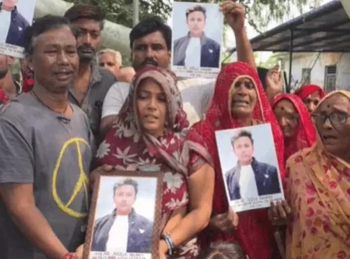 अजमेर: अजमेर में 17 वर्षीय रोहित की मारपीट के बाद मौत, परिवार ने एसपी ऑफिस में इंसाफ मांगा
