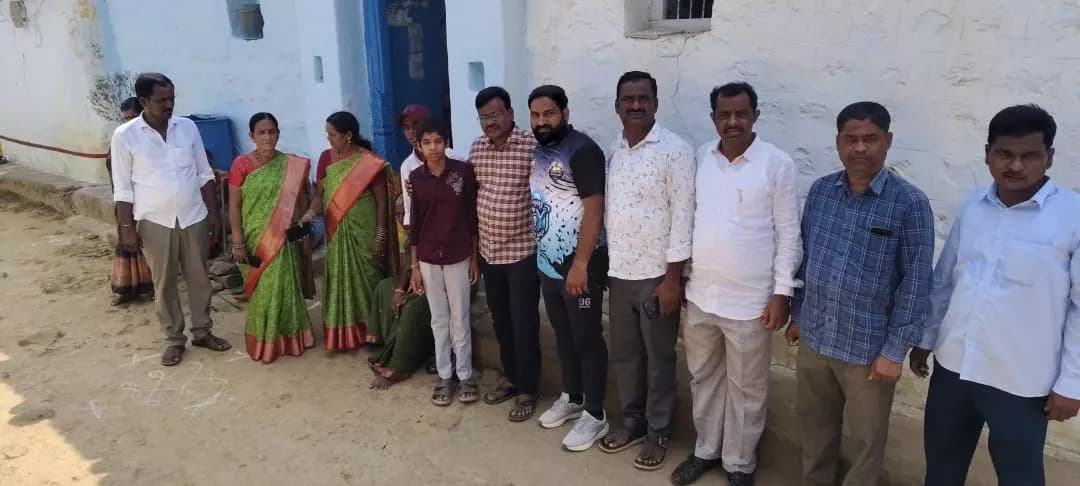 మన్నూర్: మృతి చెందిన తల్లిదండ్రుల పిల్లలను ఆదుకుంటాం: బాలల రక్షణ అధికారి