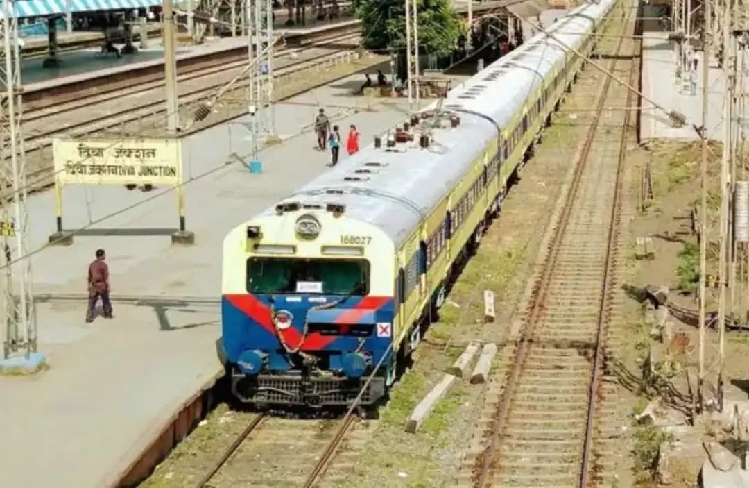 पालघर: दीवा-बोईसर मेमू गाडीवर सायडिंगमुळे नोकरदारांच्या कामावर लेट मार्कची समस्या