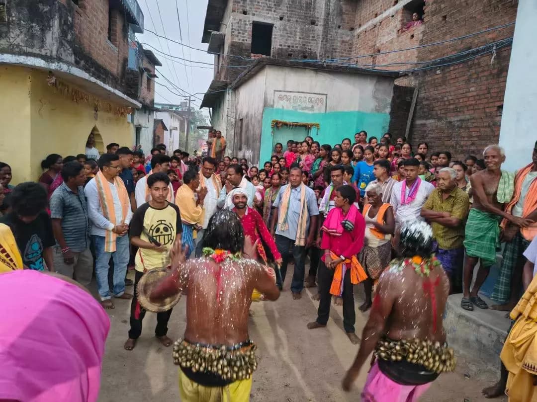 ଅତାବିରା: ଗୁନିଆପାଲି ମାଁ ମାହେଶ୍ୱରୀ ମନ୍ଦିରରେ ଅନୁଷ୍ଠିତ ହେଲା ସ୍ୱତନ୍ତ୍ର ପୂଜାର୍ଚ୍ଚନା