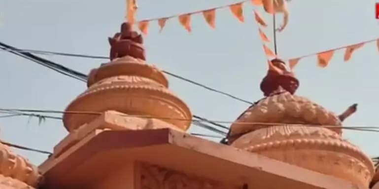 দাঁতন ২: দাঁতনের জেনকাপুরে প্রায় ৪৫০ বছরের পুরোনো শ্রী দুর্গাপূজা