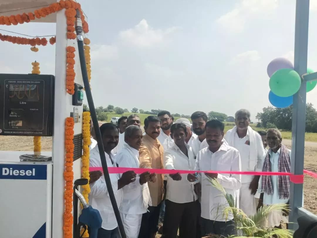నారాయణపేట్: యానాగుందిలో కొత్త పెట్రోల్ బంక్ ప్రారంభం: పాల్గొన్న గవినోళ్ల శ్రీనివాస్