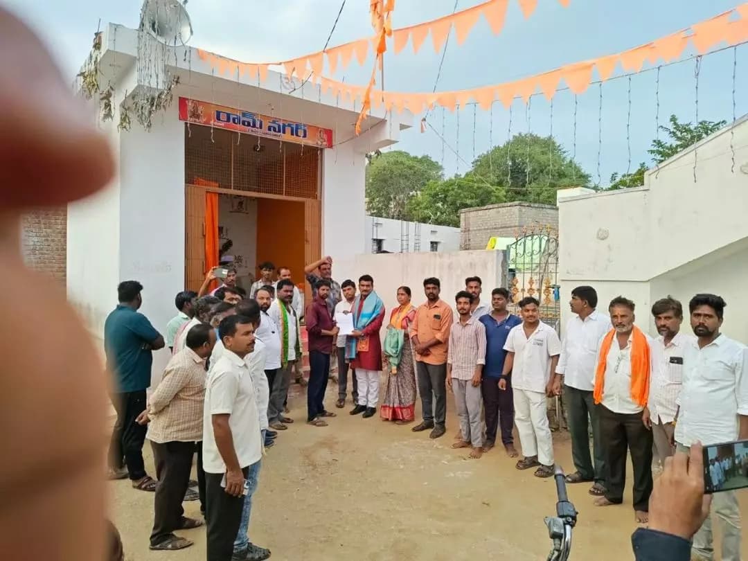నారాయణపేట్: మక్తల్: నియోజకవర్గంలో హైమాస్ట్ లైట్లను ప్రారంభించిన డాక్టర్ బంగ్ల లక్ష్మికాంత్ రెడ్డి