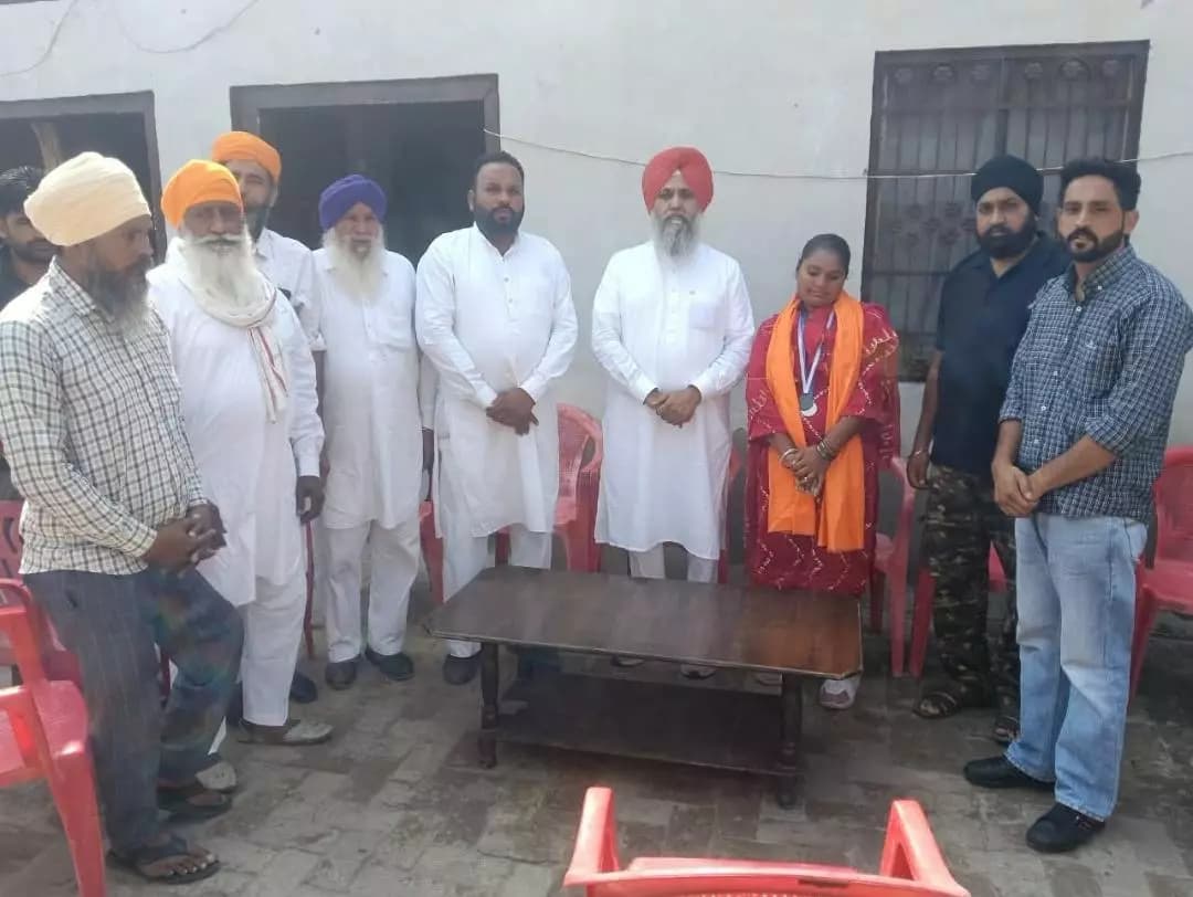 ਭਿੱਖੀਵਿੰਡ: ਖੇਮਕਰਨ: ਰਾਜਵਿੰਦਰ ਕੌਰ ਨੇ ਜ਼ਿਲ੍ਹਾ ਪੱਧਰੀ ਖੇਡਾਂ ਵਿੱਚ ਜਿੱਤਿਆ ਮੈਡਲ