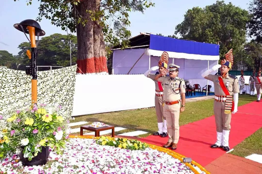 କଟକ ପୌରାଞ୍ଚଳ: କଟକ ପୋଲିସ ମୁଖ୍ୟାଳୟରେ 67ତମ ପୋଲିସ ଶହୀଦ ସ୍ମୃତି ଦିବସ ପାଳିତ