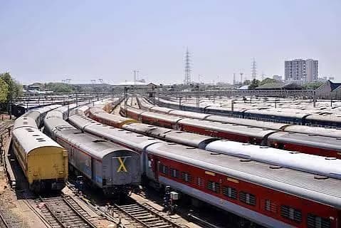 மதுரை கிழக்கு: மதுரை - குருவாயூர் விஸ்டாடோம் ரயில் சோதனை ஓட்டம்: நாளை தொடங்குகிறார் எம்.பி. சு. வெங்கடேசன்
