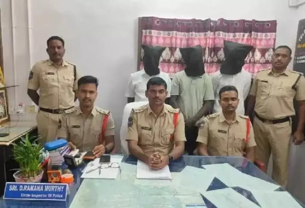 దండేపల్లి: మంచిర్యాల జిల్లా తాళ్లపేట దాడి ఘటన: ముగ్గురు నిందితుల అరెస్ట్