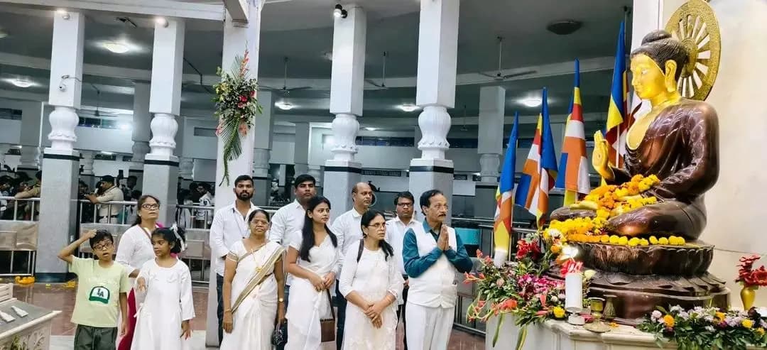 अर्जुनी मोरगाव: नागपूर दीक्षाभूमीवर राजकुमार बडोले यांचा बाबासाहेब आंबेडकरांना विजयादशमीवर अभिवादन