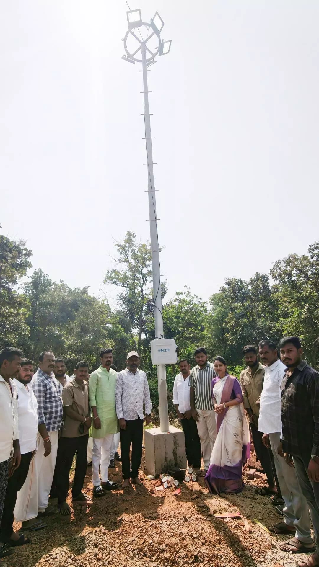 సారంగాపూర్: రంగాపేట ఒడ్డెర కాలనీలో ఎంపీ అరవింద్ నిధులతో హైమాస్ లైట్ల ఏర్పాటు