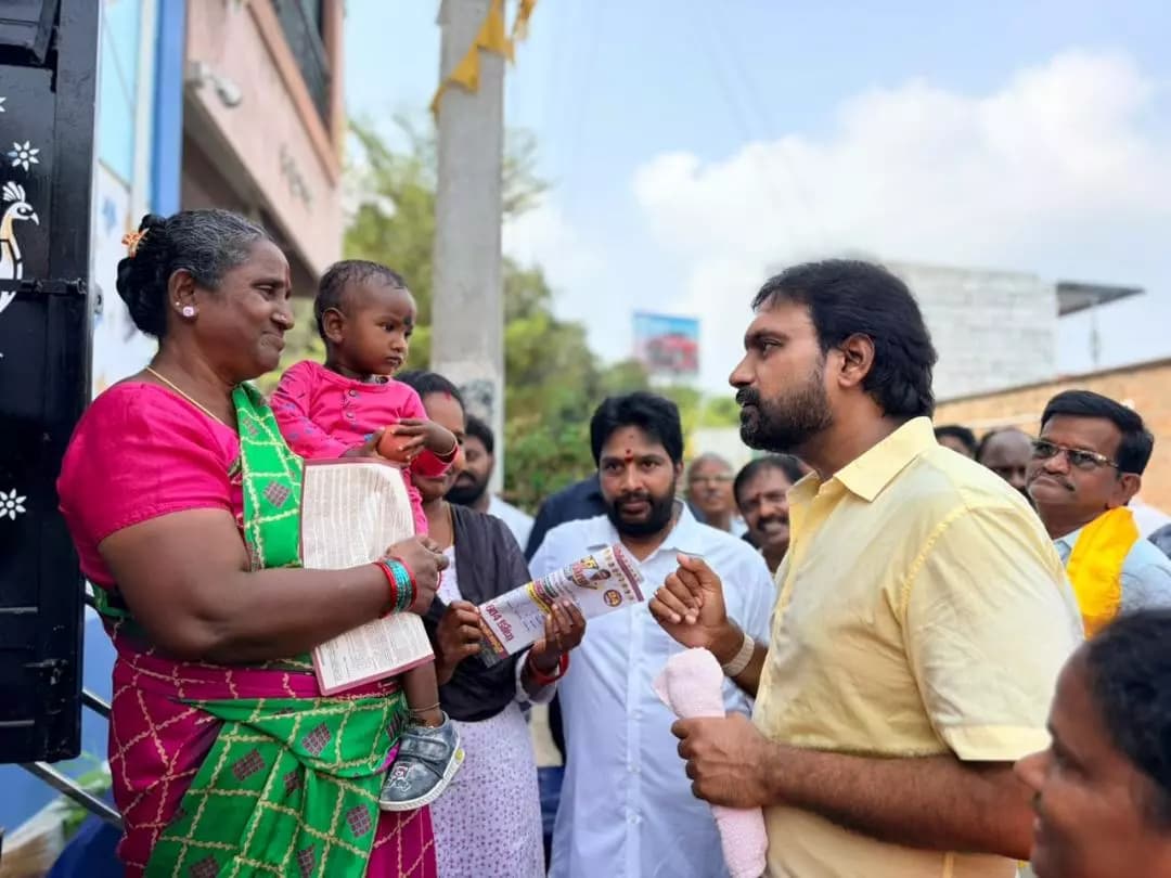 రాజమండ్రి సిటీ: రాజమహేంద్రవరం మున్సిపల్ ఎన్నికల వేడి: ఇంటింటి ప్రచారం ప్రారంభించిన కూటమి