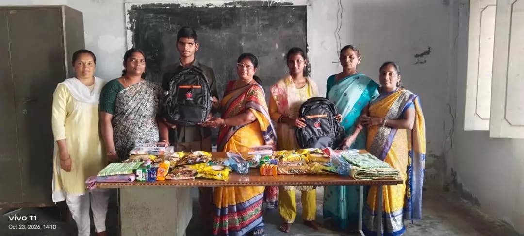 మరిపెడ: మరిపెడలో దివ్యాంగ పిల్లలకు బాలవికాస సంస్థ చేయూత - విద్యా సామగ్రి పంపిణీ