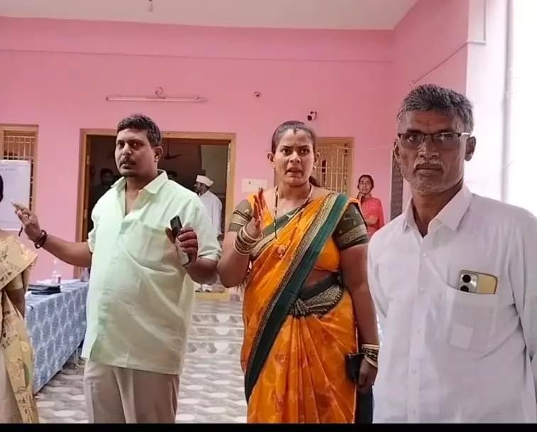 గిద్దలూరు: తిమ్మాపురం ఎంపీటీసీ అభ్యర్థికి ఊరట: ప్రత్యేకంగా నామినేషన్ దాఖలు!