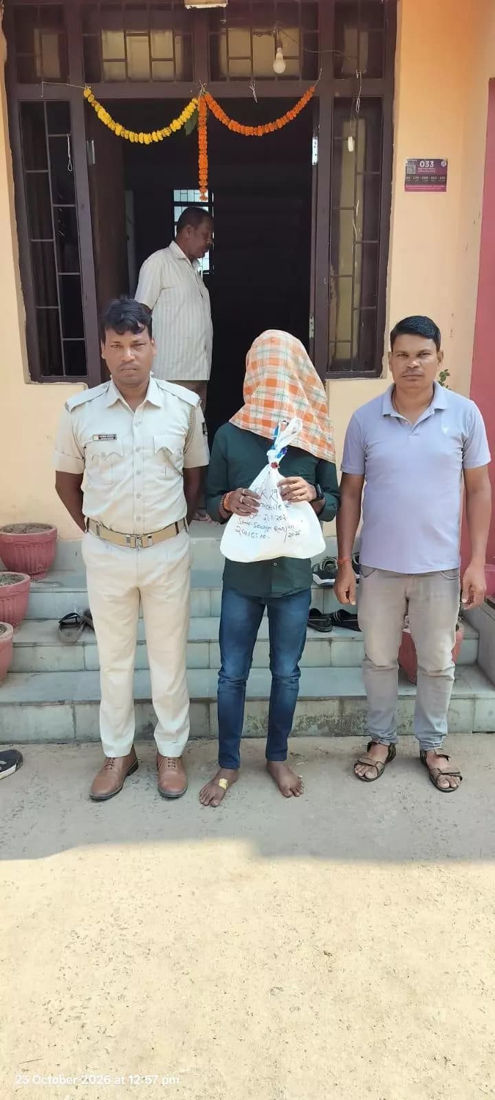 କଟକ ପୌରାଞ୍ଚଳ: କଟକରେ ଅବକାରୀ ବିଭାଗର ବଡ଼ ଚଢ଼ଉ: ୯୪୦ ଲିଟର ମଦ ଓ ୪୨ ଗ୍ରାମ ହେରୋଇନ୍ ଜବତ