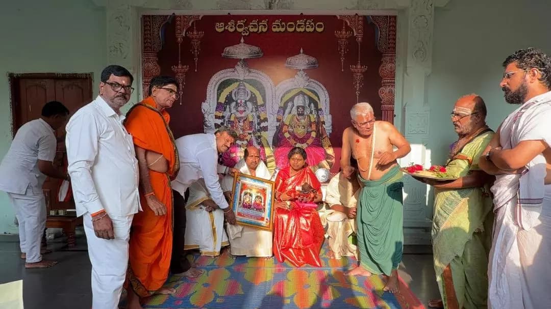 ధర్మపురి: ధర్మపురి లక్ష్మీ నరసింహస్వామిని దర్శించుకున్న హైకోర్టు న్యాయమూర్తి